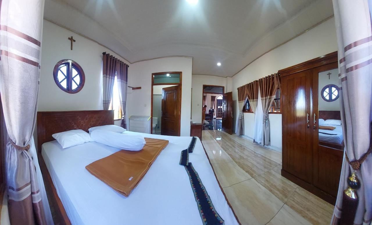Kopa Hilltop - Family Guest Home Рутенг Номер фото