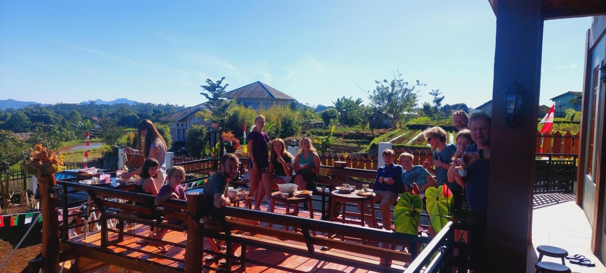 Kopa Hilltop - Family Guest Home Рутенг Экстерьер фото